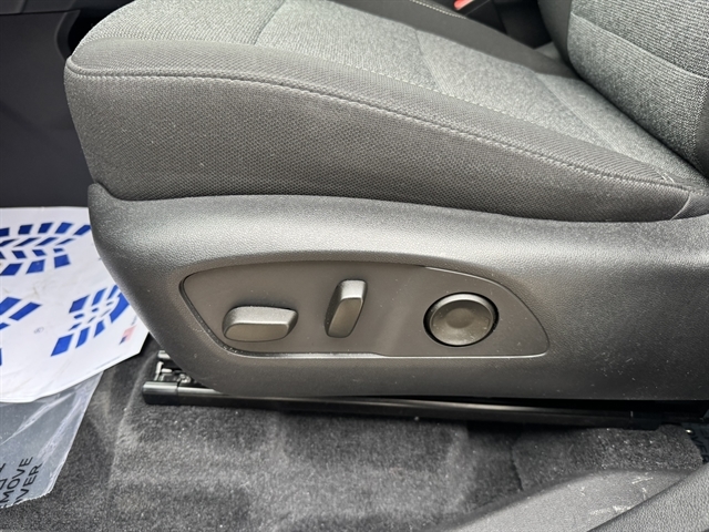 2025 GMC Acadia Elevation - Photo 15