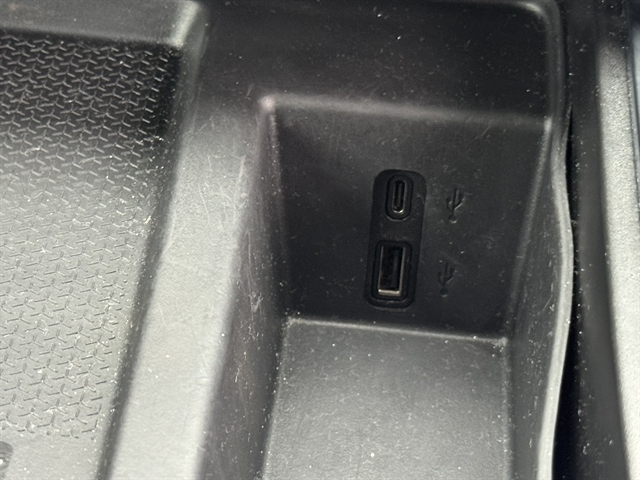 2025 GMC Acadia Elevation - Photo 21