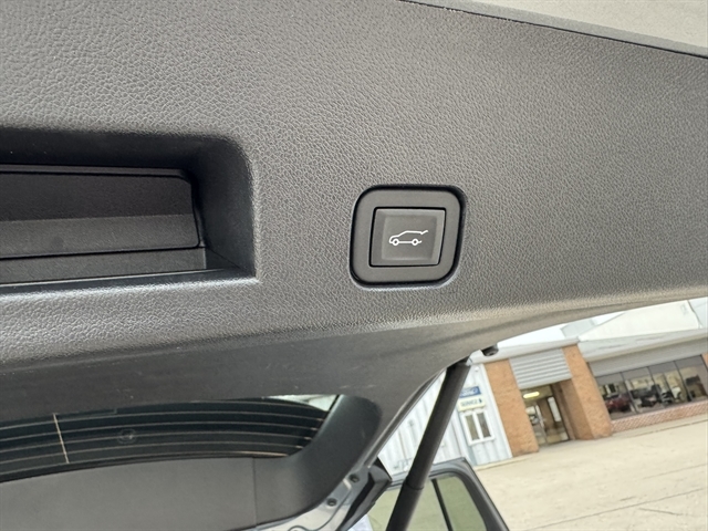 2025 GMC Acadia Elevation - Photo 33