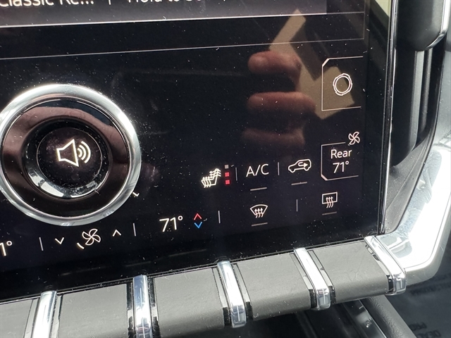 2025 GMC Acadia Elevation - Photo 25