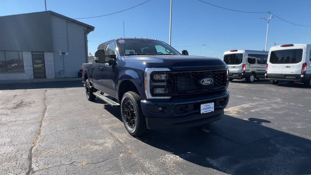 New 2027 Ford Super Duty F-250 SRW XLT Truck Crew Cab