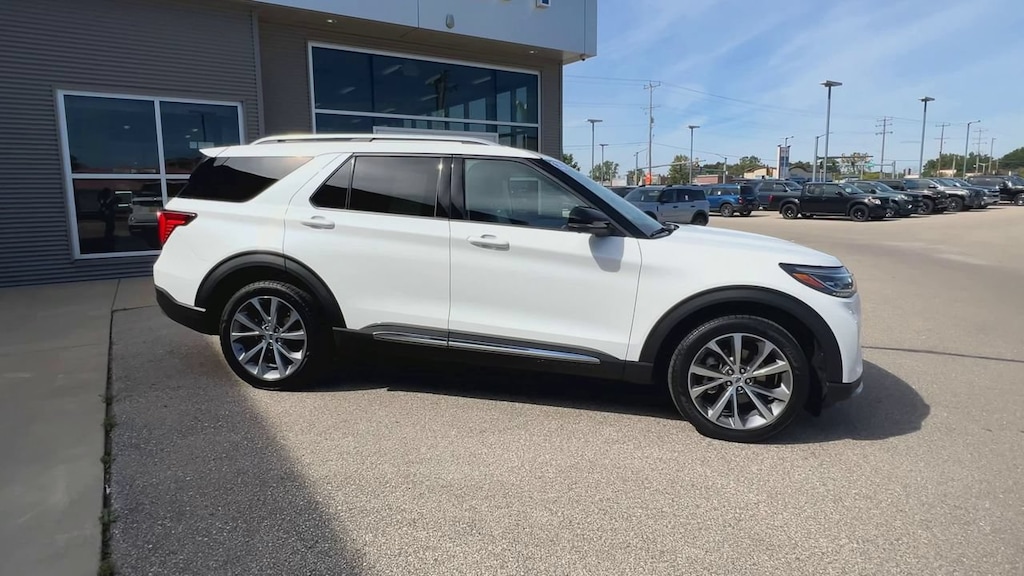 Certified 2025 Ford Explorer Platinum SUV