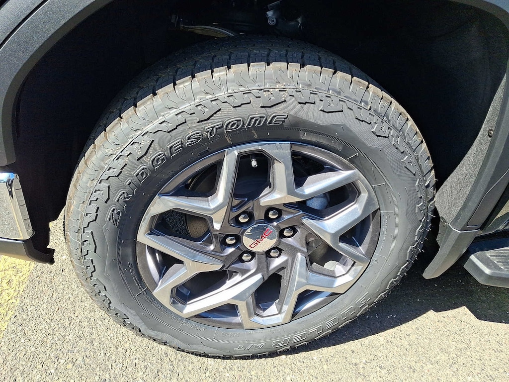 New 2026 GMC Sierra 1500 SLT