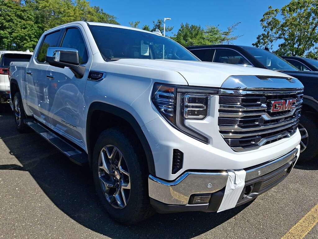 New 2026 GMC Sierra 1500 SLT