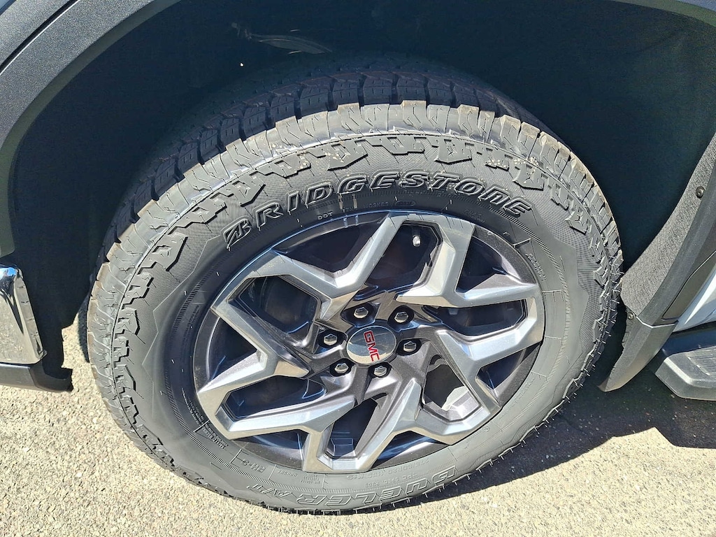 New 2026 GMC Sierra 1500 SLT