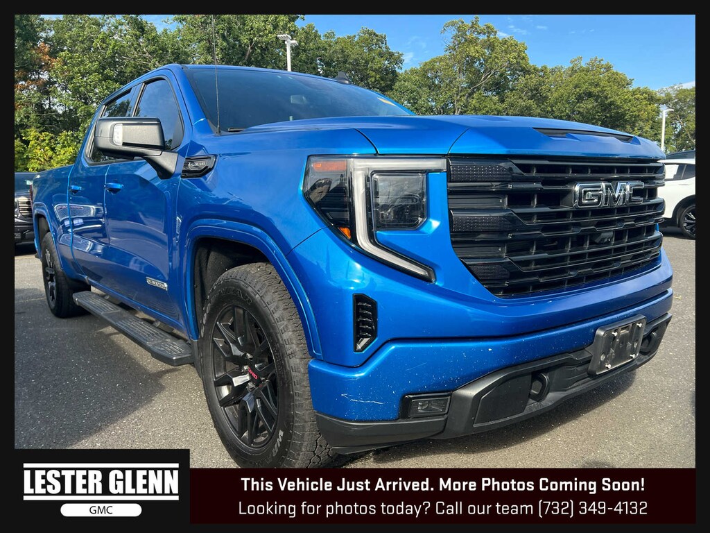 Used 2022 GMC Sierra 1500 Elevation 4WD Crew Cab 157 4WD Crew Cab 157