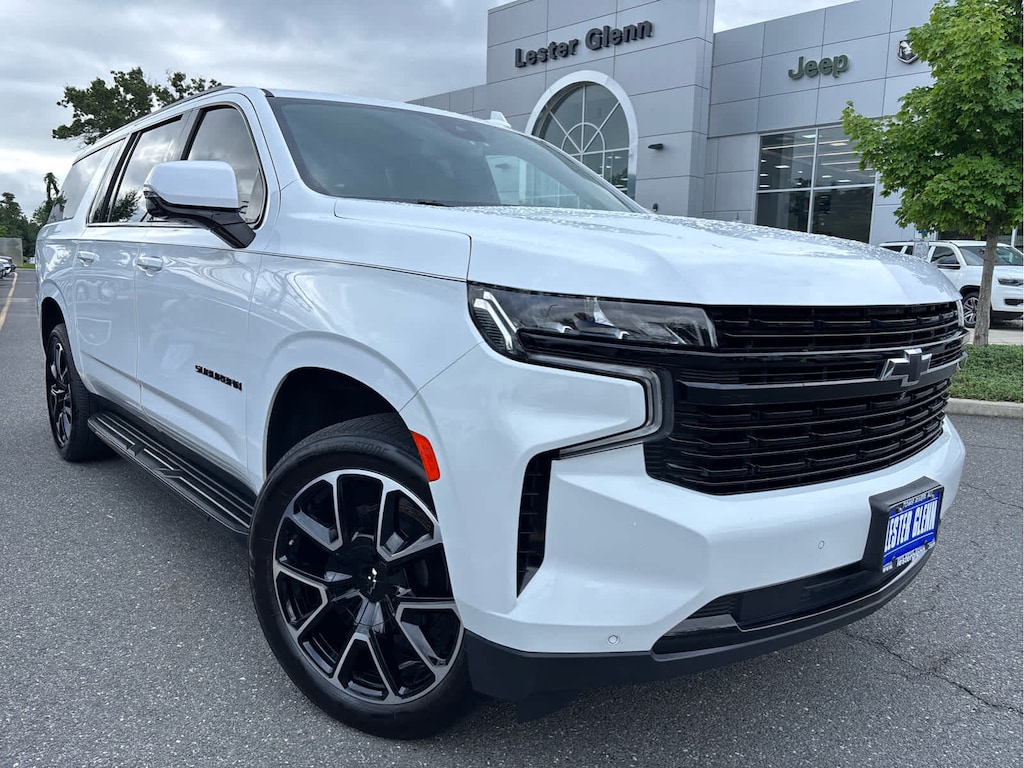 Used 2024 Chevrolet Suburban RST SUV