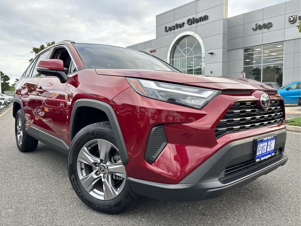 Used 2022 Toyota RAV4 XLE SUV