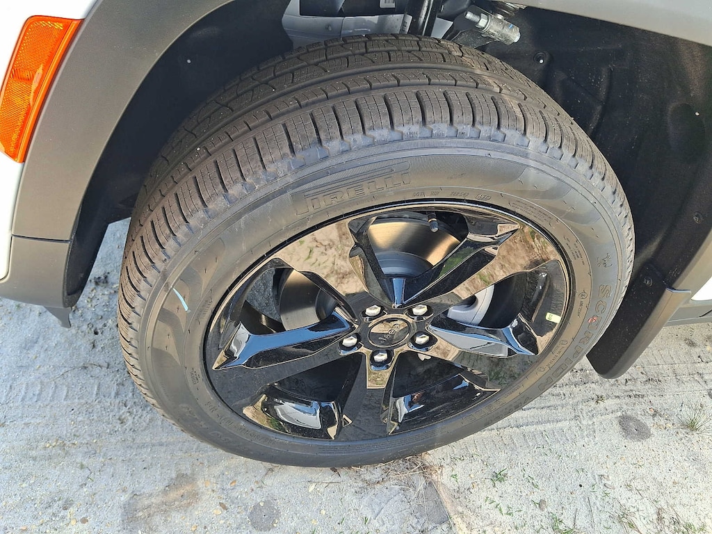 New 2026 Jeep Grand Cherokee Limited Sport Utility