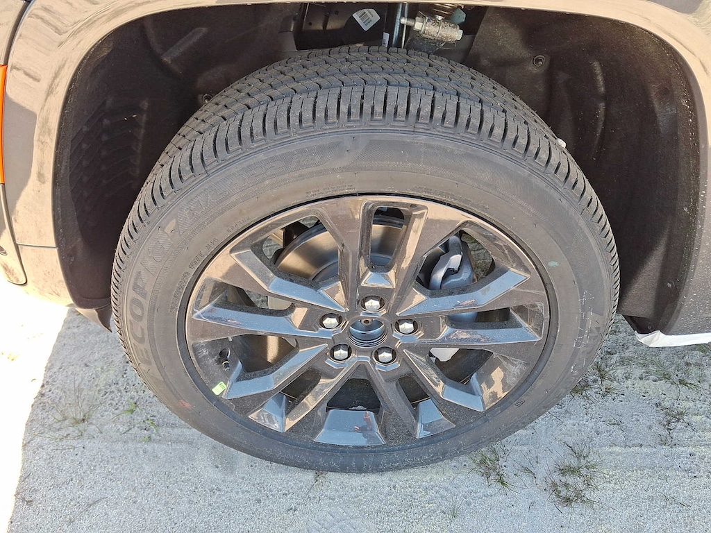 New 2026 Jeep Grand Cherokee Limited Reserve Sport Utility