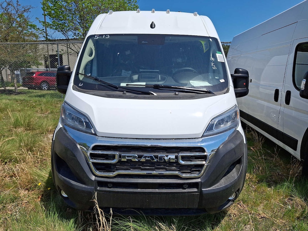New 2026 Ram Promaster Cargo Van SLT+ Cargo Van