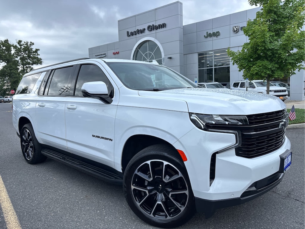 Used 2024 Chevrolet Suburban RST SUV