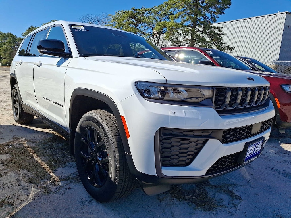 New 2026 Jeep Grand Cherokee L Laredo Altitude Sport Utility