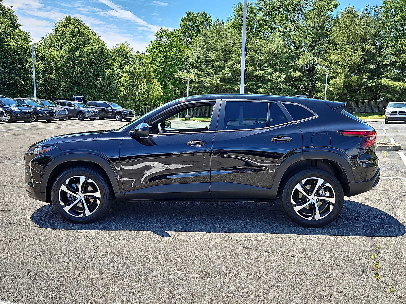 Certified 2025 Chevrolet Trax 1RS SUV