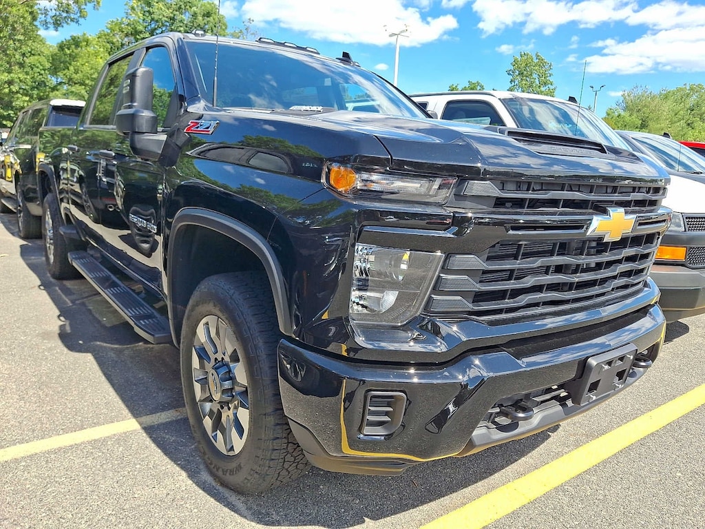 New 2026 Chevrolet Silverado 2500 HD Custom Truck Crew Cab