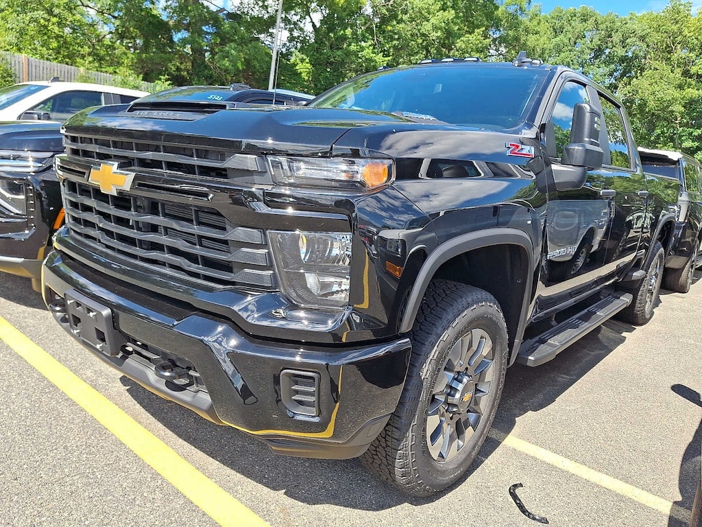 New 2026 Chevrolet Silverado 2500 HD Custom Truck Crew Cab
