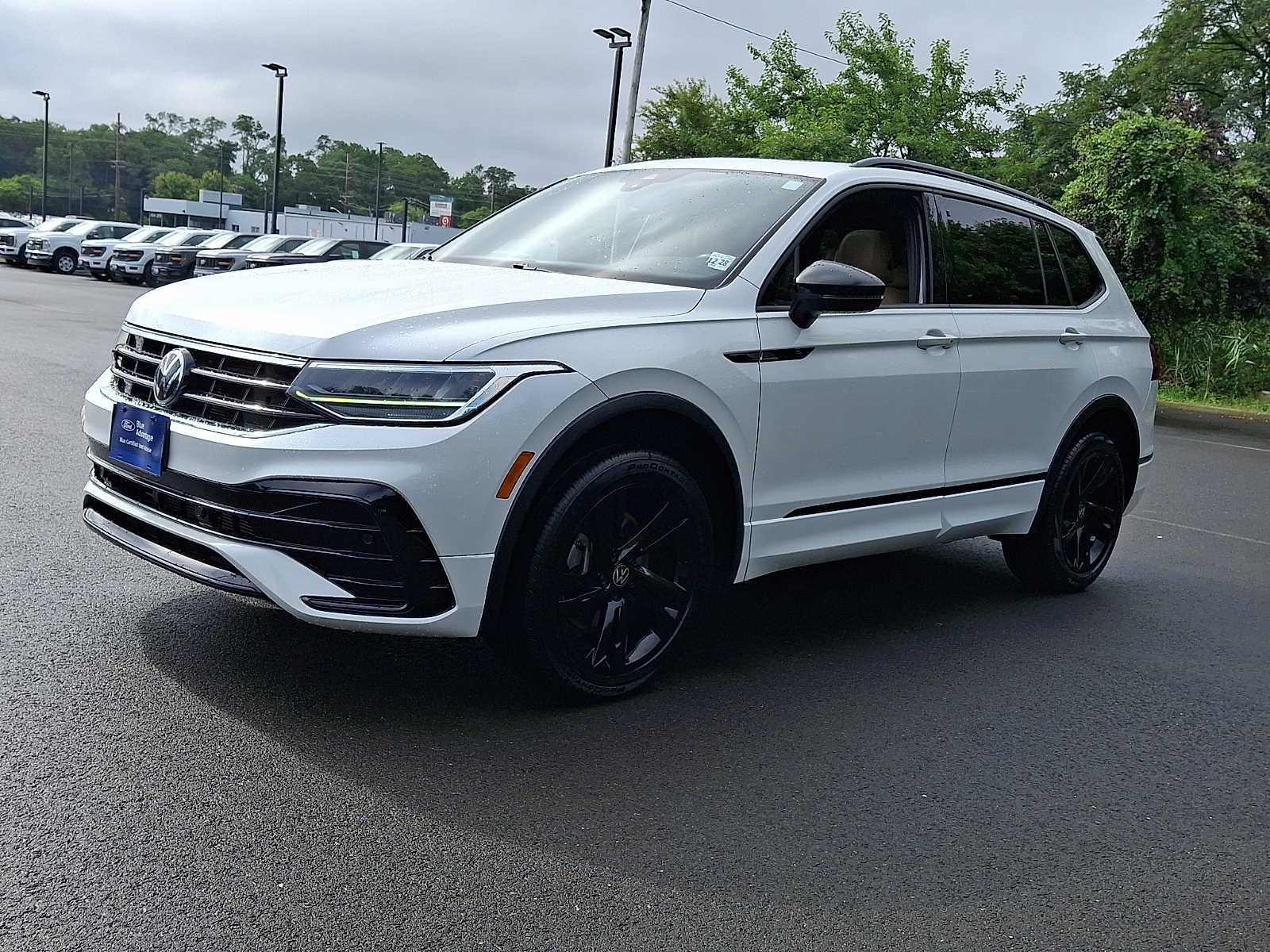 Used 2024 Volkswagen Tiguan 2.0T SE R-Line Black SUV