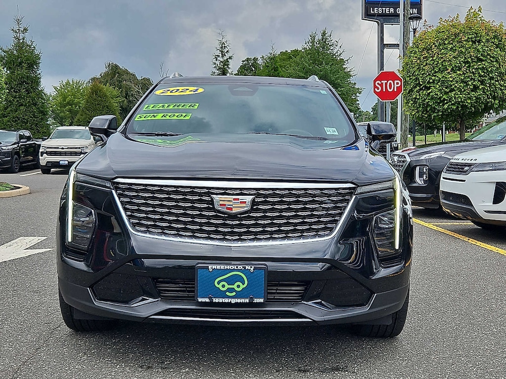 Used 2024 CADILLAC XT4 FWD Premium Luxury