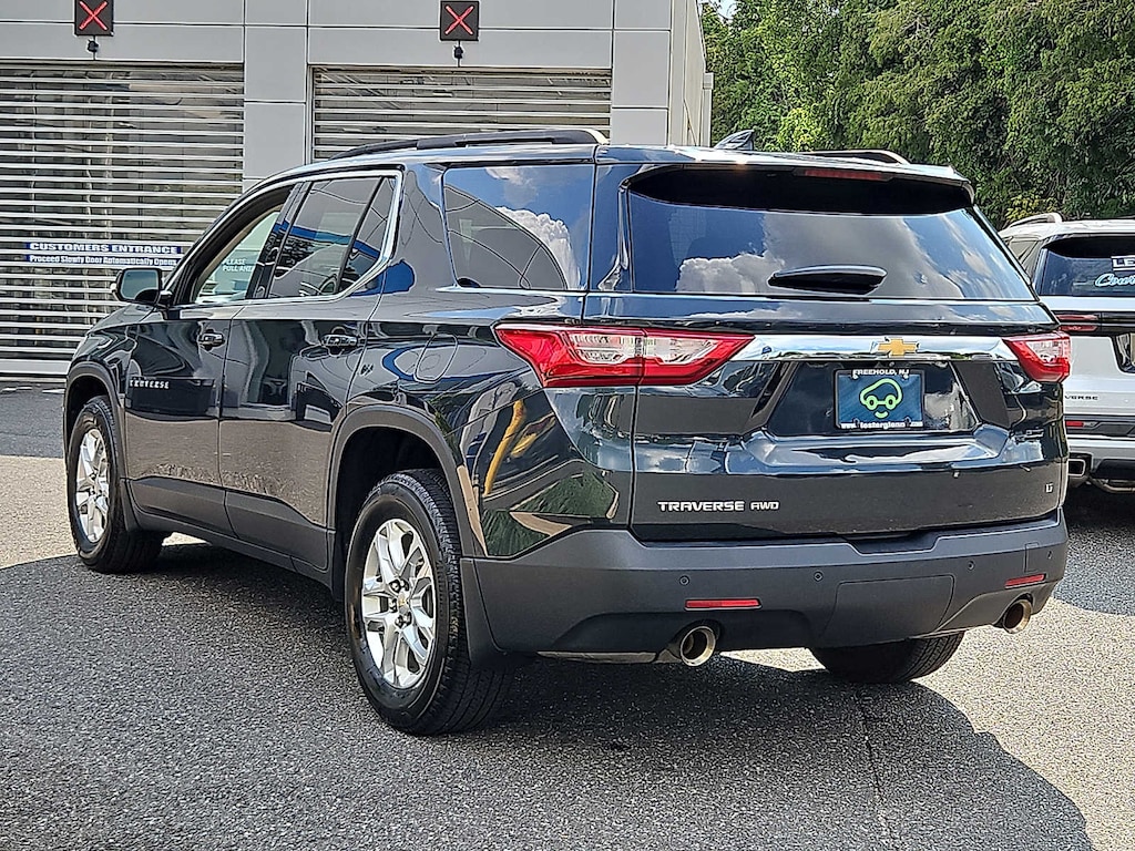Used 2020 Chevrolet Traverse LT Cloth AWD