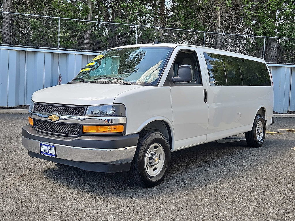 Used 2025 Chevrolet Express Cargo 3500 LT RWD 3500 155