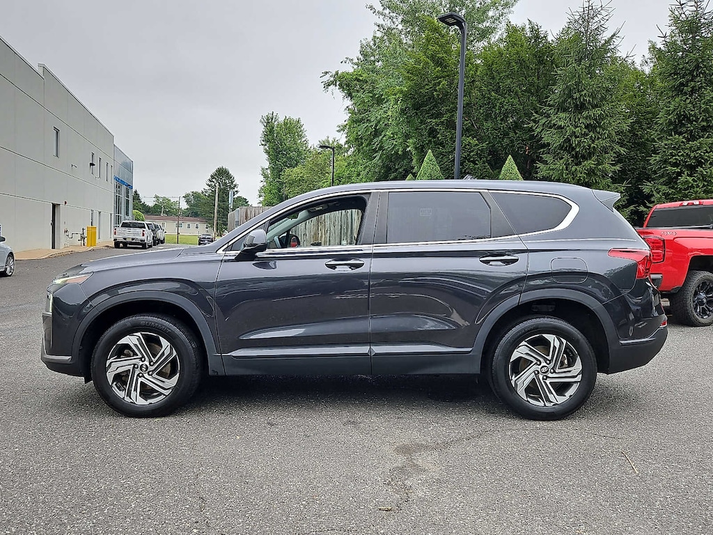 Used 2021 Hyundai Santa Fe SE AWD