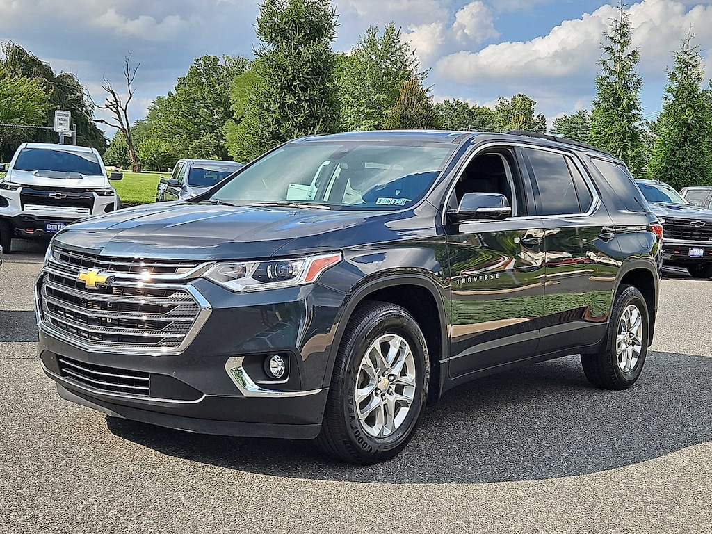 Used 2020 Chevrolet Traverse LT Cloth AWD