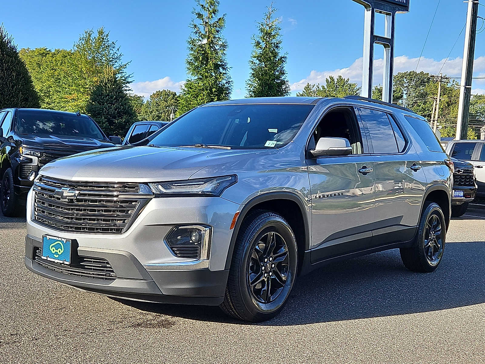 Used 2024 Chevrolet Traverse Limited LT Cloth AWD