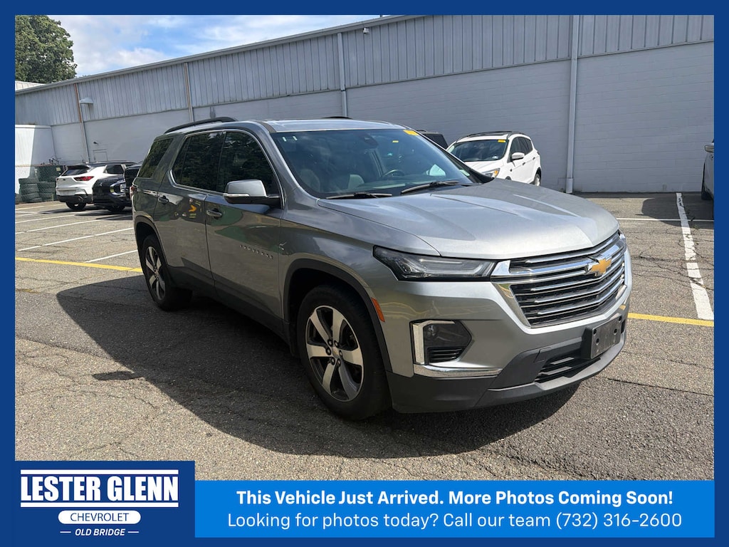 Used 2023 Chevrolet Traverse LT Leather SUV