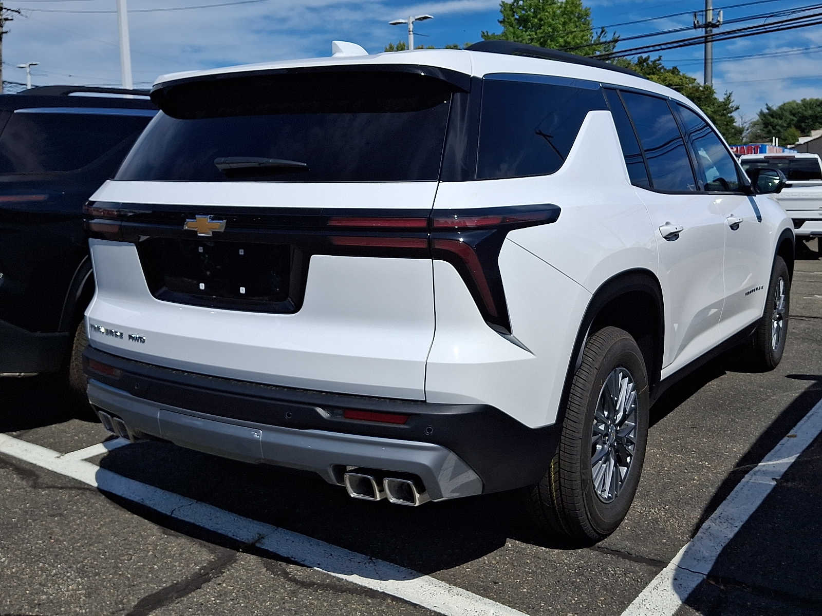 New 2027 Chevrolet Traverse LT SUV