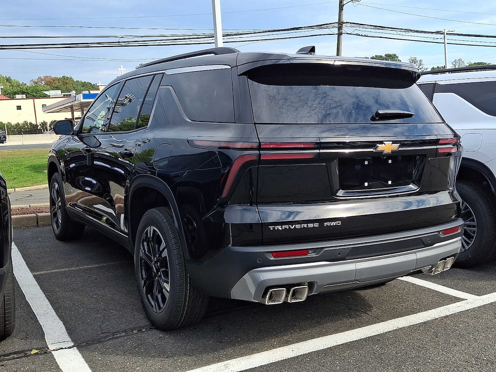New 2027 Chevrolet Traverse LT SUV