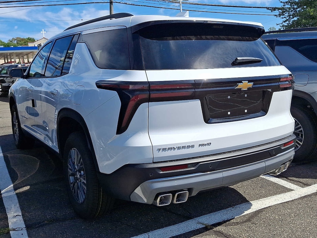 New 2027 Chevrolet Traverse LT SUV