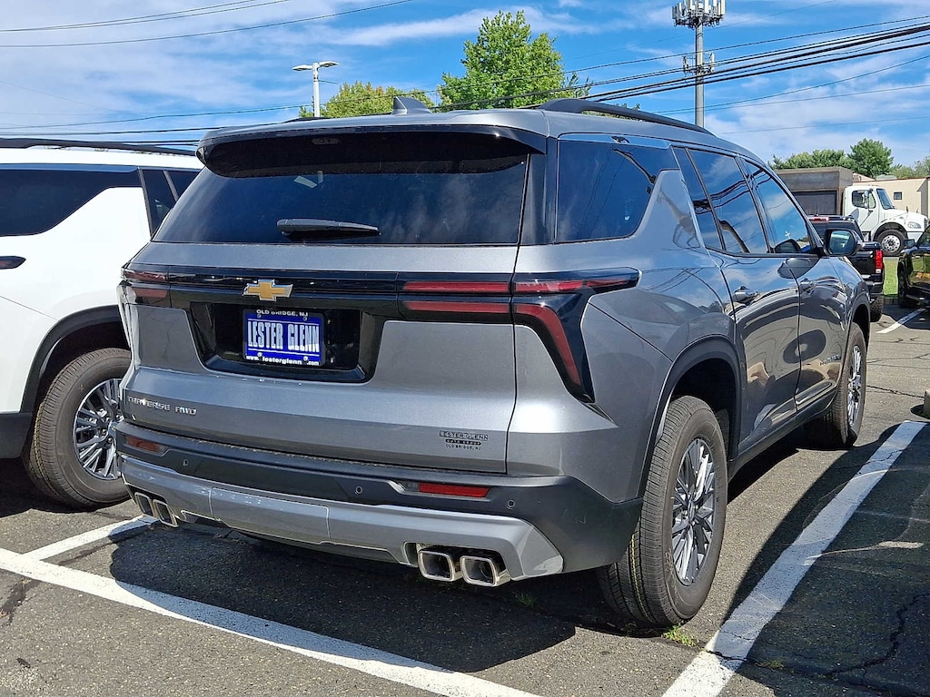 New 2027 Chevrolet Traverse LT SUV