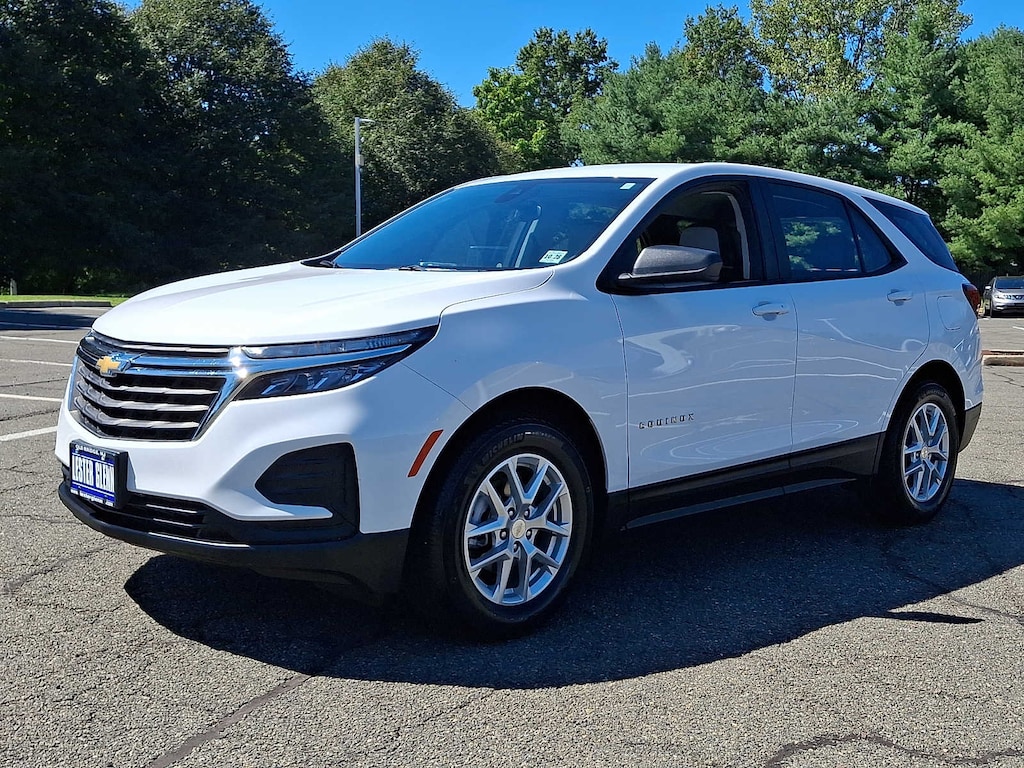 Used 2023 Chevrolet Equinox LS SUV
