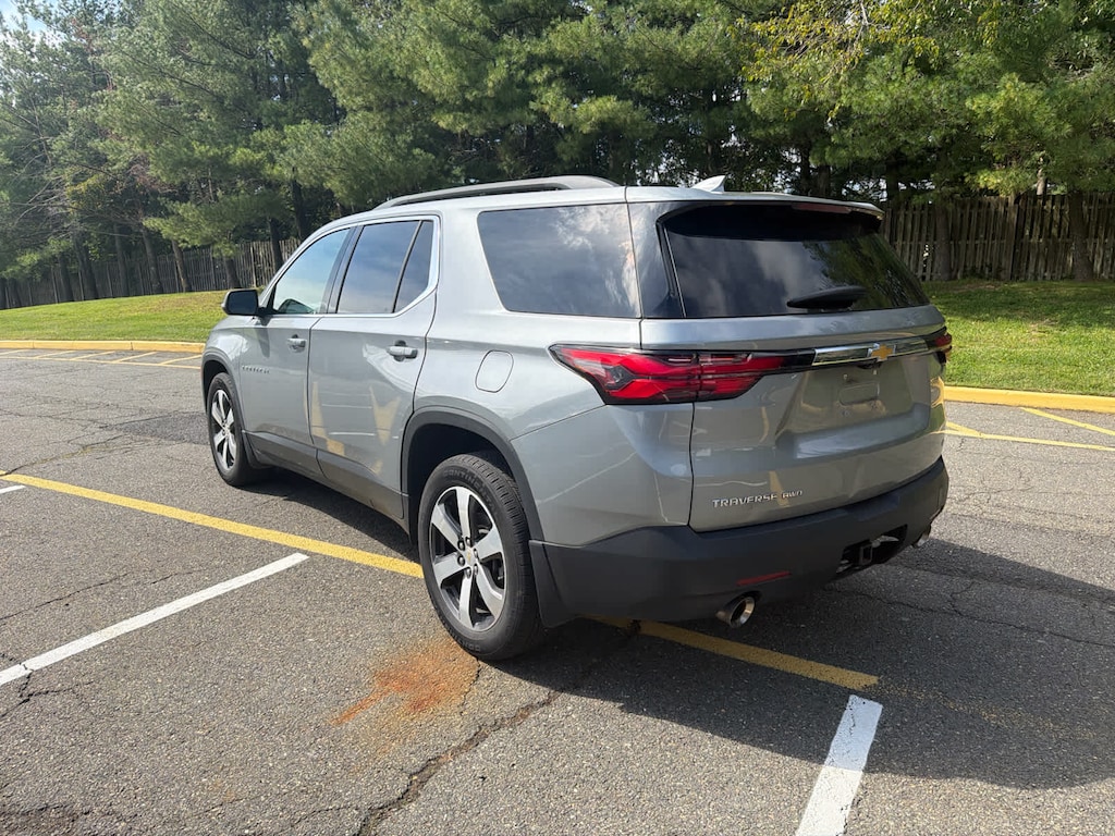 Used 2023 Chevrolet Traverse LT Leather SUV