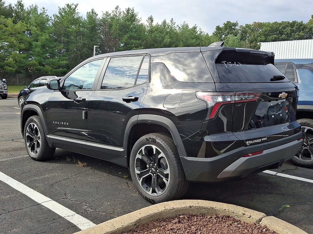 New 2027 Chevrolet Equinox LT SUV