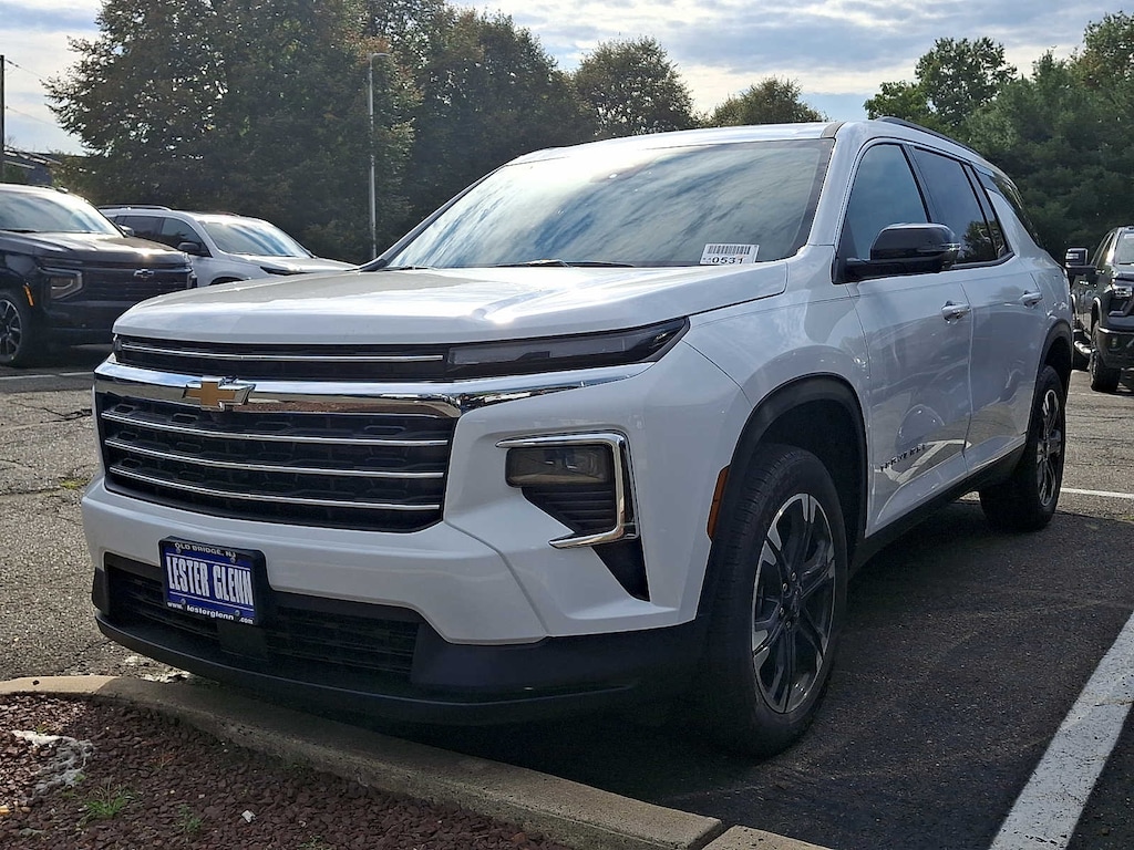 New 2027 Chevrolet Traverse LT SUV