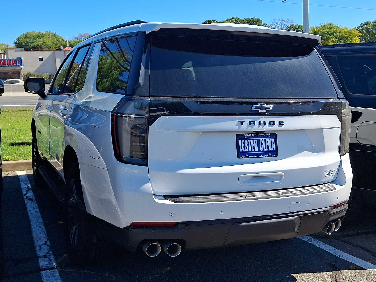 2027 Chevrolet Tahoe Z71 - Photo 3