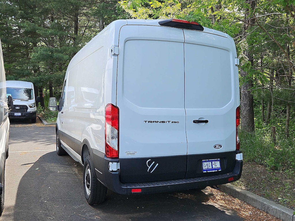 New 2026 Ford Transit Cargo Van Base T-250 148 Med Rf 9150 GVWR RWD