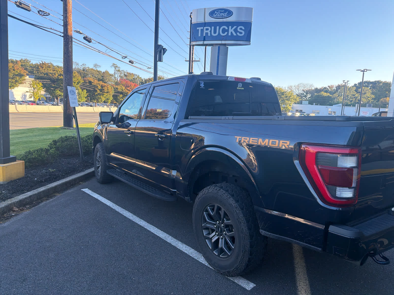 Used 2023 Ford F-150 Tremor 4WD Supercrew 5.5 Box Truck SuperCrew Cab