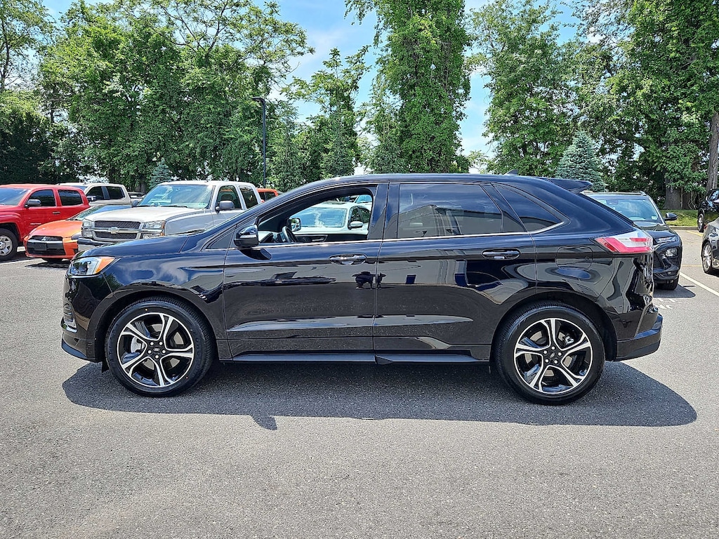 Used 2023 Ford Edge ST SUV
