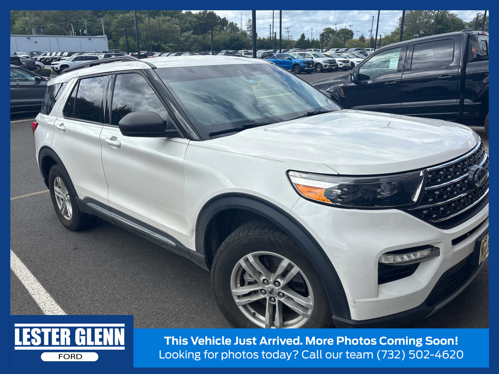 2022 Ford Explorer XLT SUV