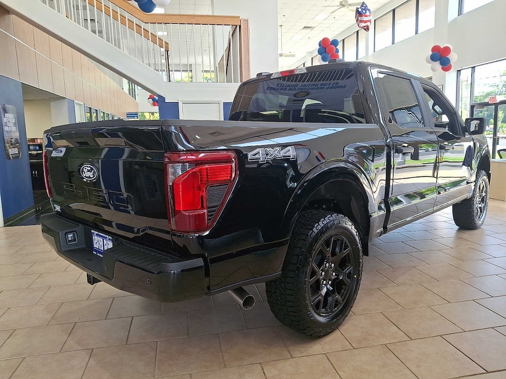 New 2026 Ford F-150 STX 4WD Supercrew 5.5 Box 4WD SuperCrew 5.5 Box