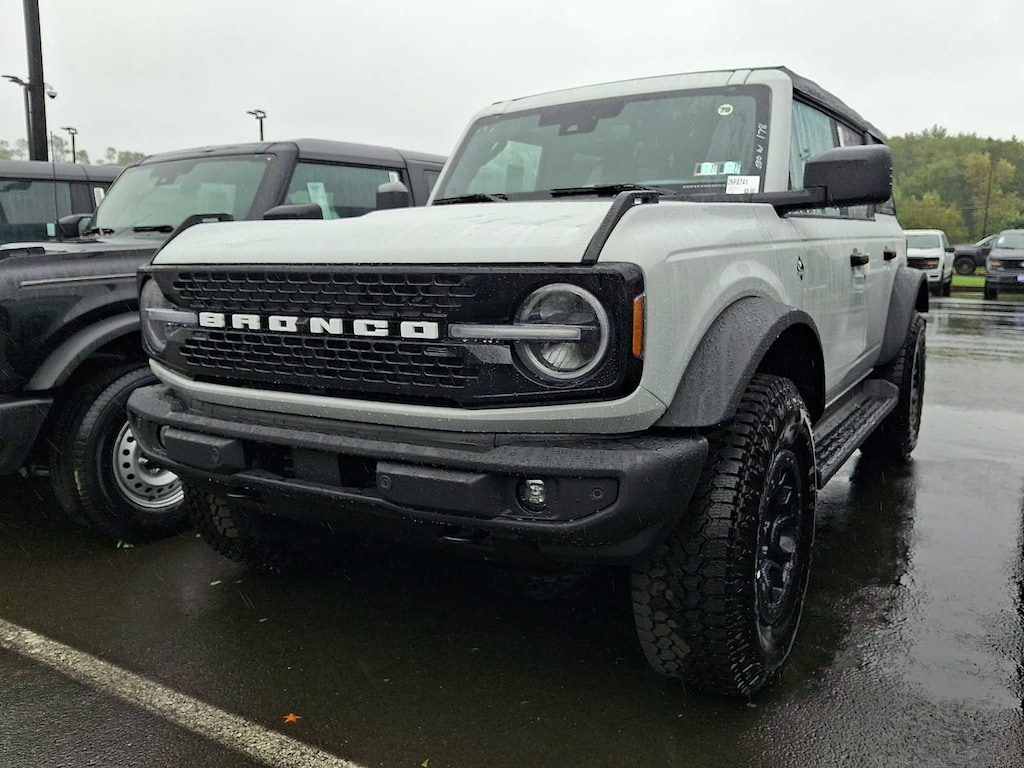 New 2026 Ford Bronco Outer Banks 4x4