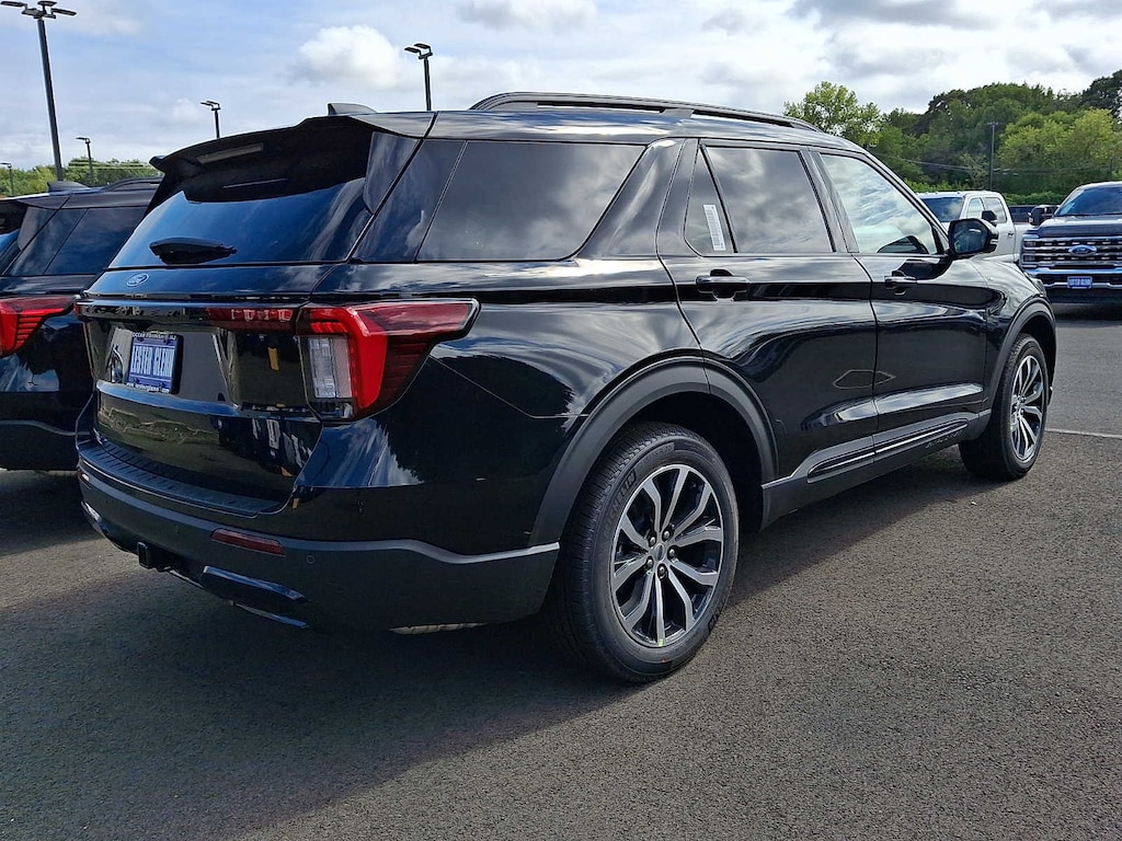 New 2027 Ford Explorer ST-Line 4WD