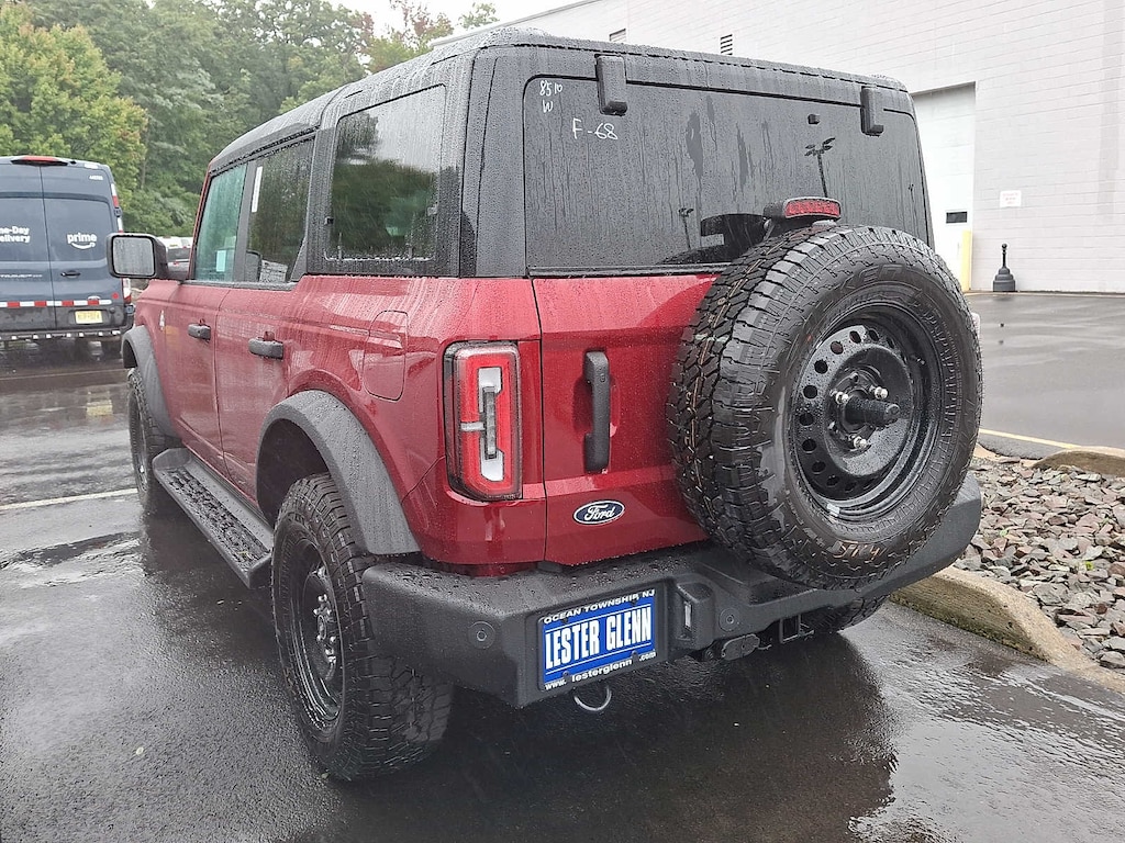 New 2026 Ford Bronco Outer Banks 4x4