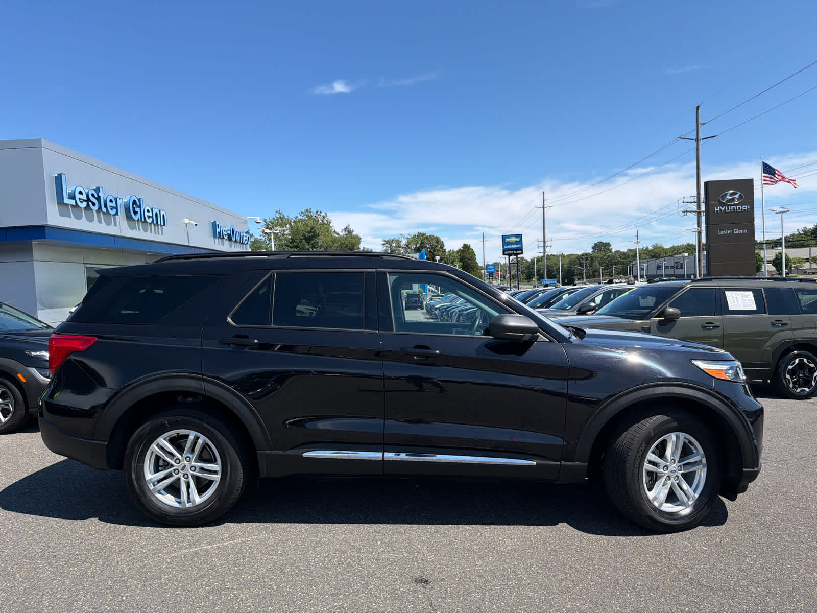 Used 2023 Ford Explorer XLT 4WD