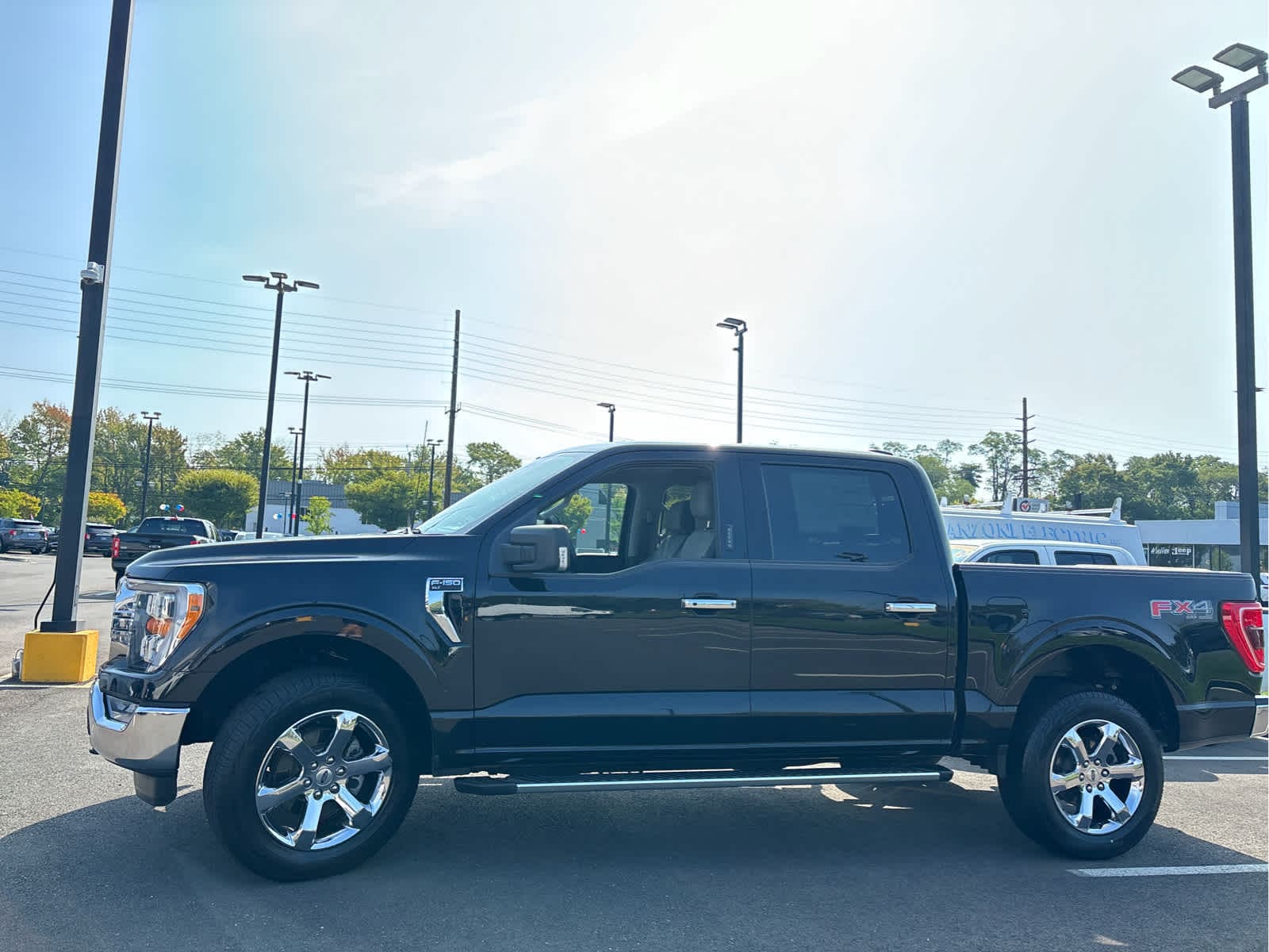 2022 Ford F-150 XLT - Photo 12