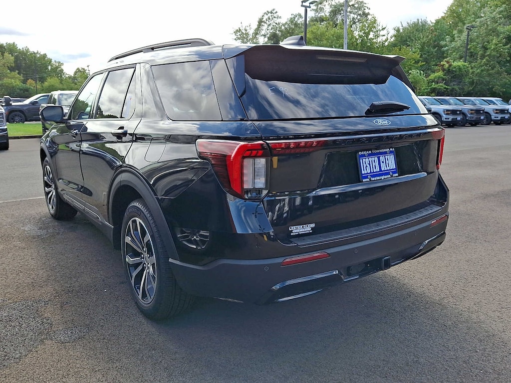 New 2027 Ford Explorer ST-Line 4WD