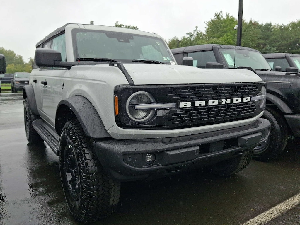 New 2026 Ford Bronco Outer Banks 4x4
