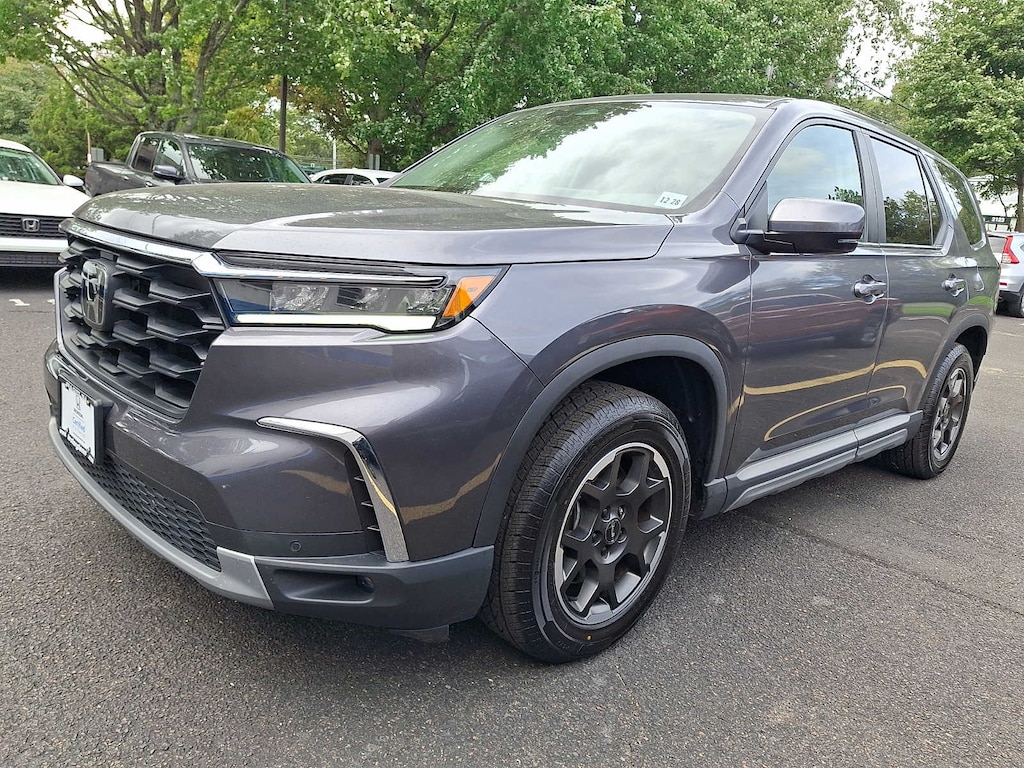 Certified 2024 Honda Pilot EX-L 8 Passenger AWD